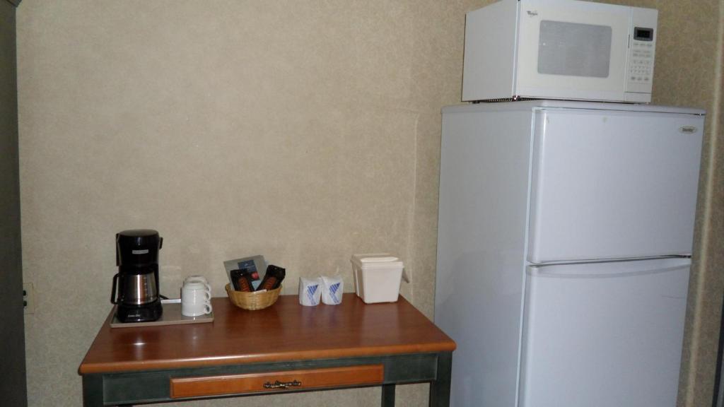 Lakeview Inns & Suites - Hinton Bilik gambar